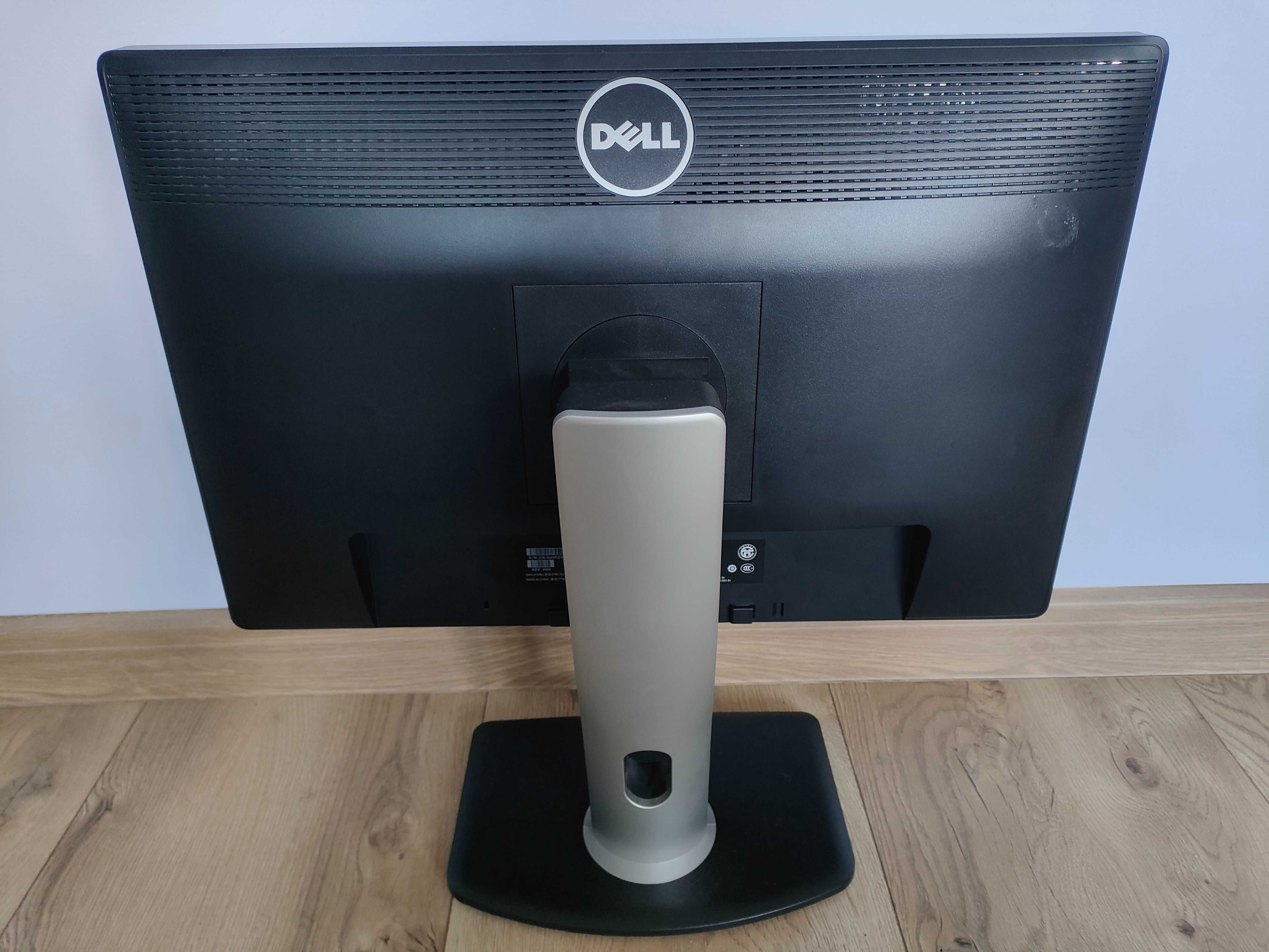 Monitor DELL P2213F