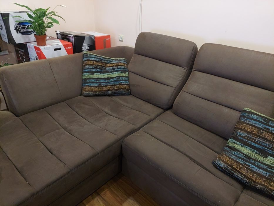 Продам великий диван з атаманкою