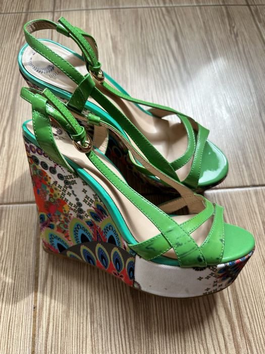 Босоножки Dolce Vita