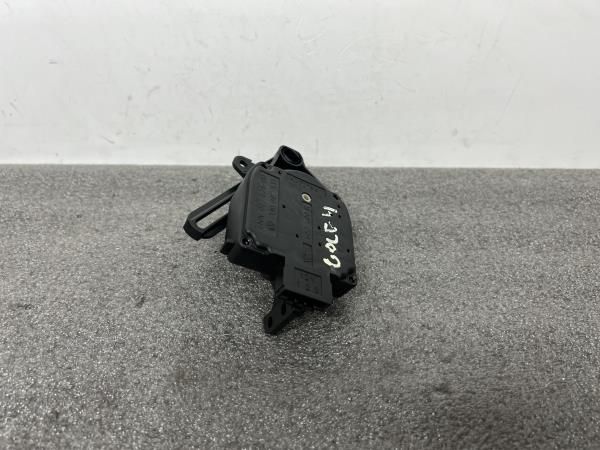 Motor da comporta da sofagem VOLKSWAGEN Golf IV (1J1)