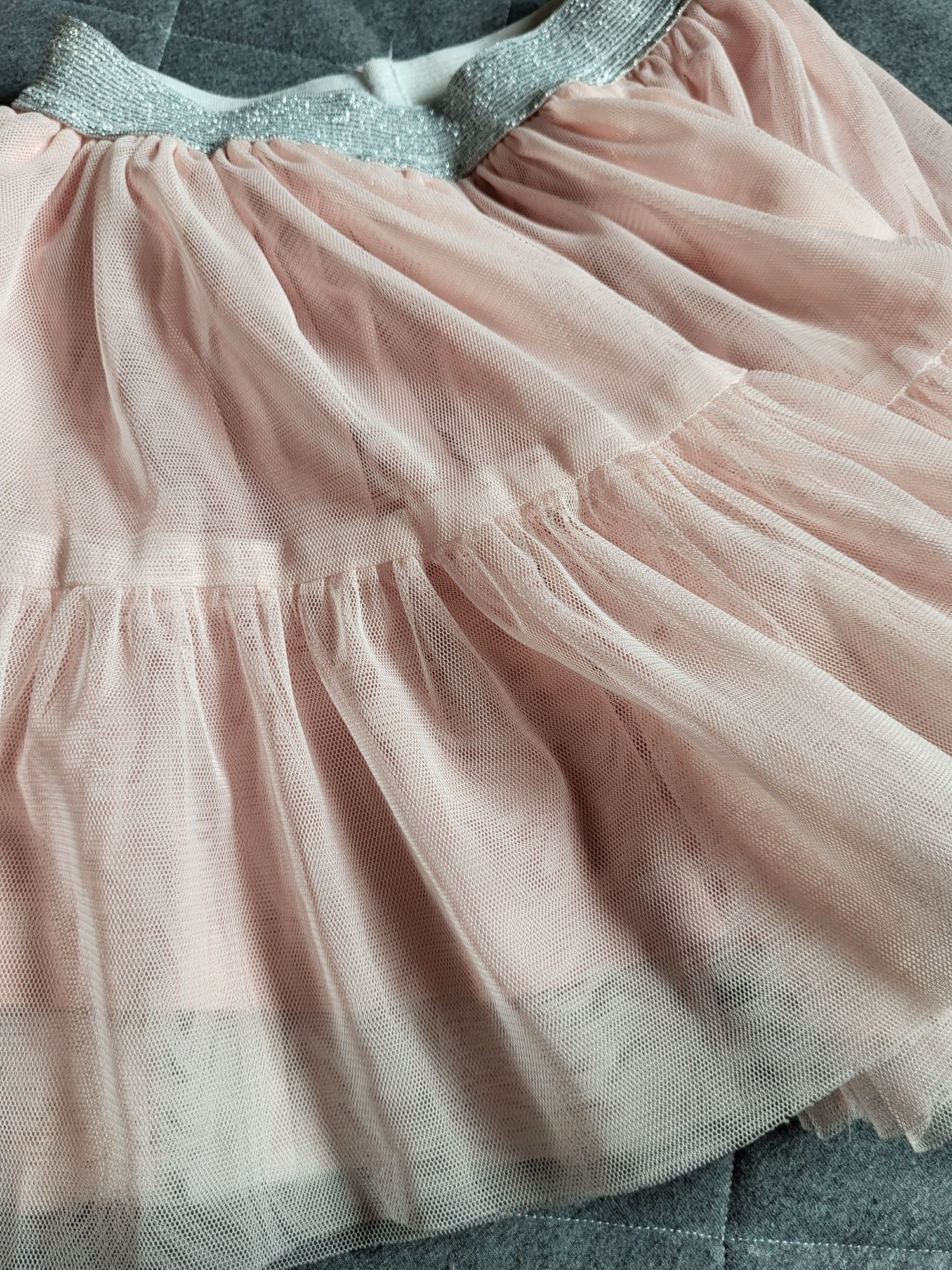 Różowa tiulowa spódniczka