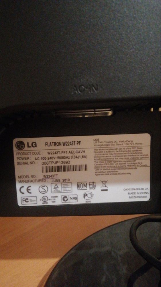 Монітор lg Flatron W2243T-PF