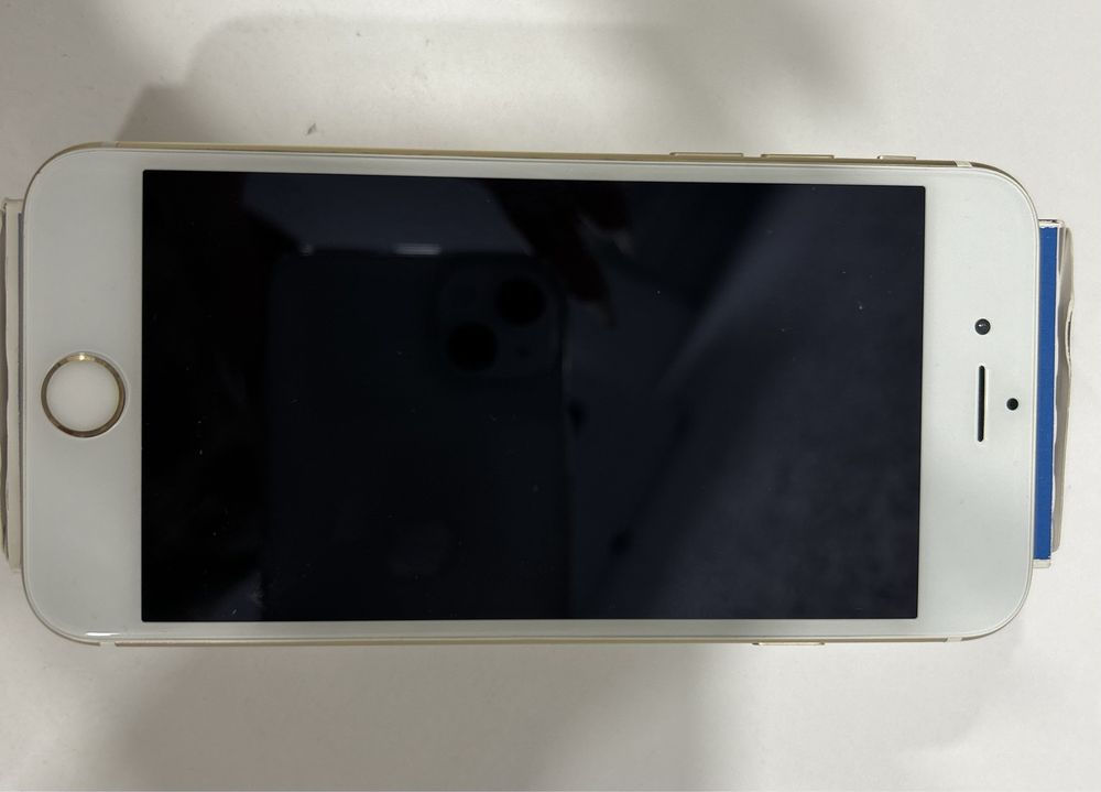 iPhone Apple 6S, 32Гб, gold