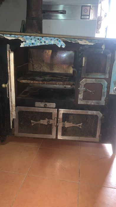 Fogão a lenha com chapa