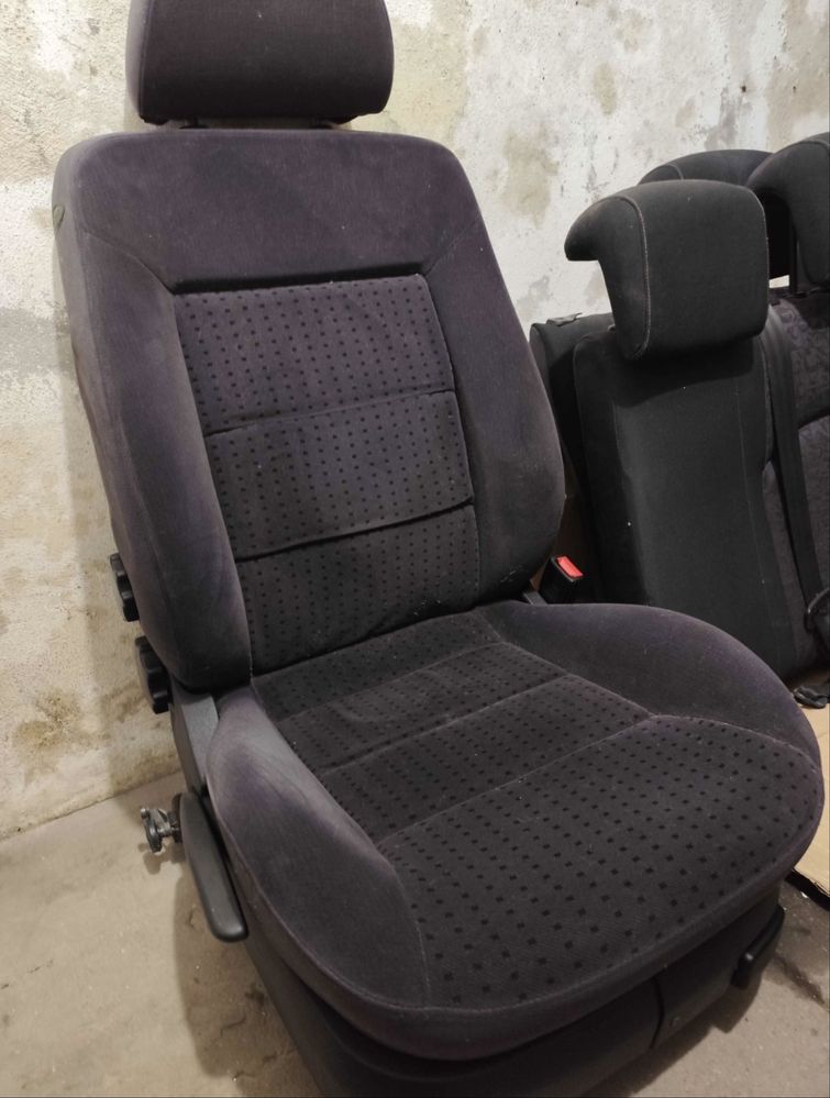 Bancos mais quartelas Wv Passat b5