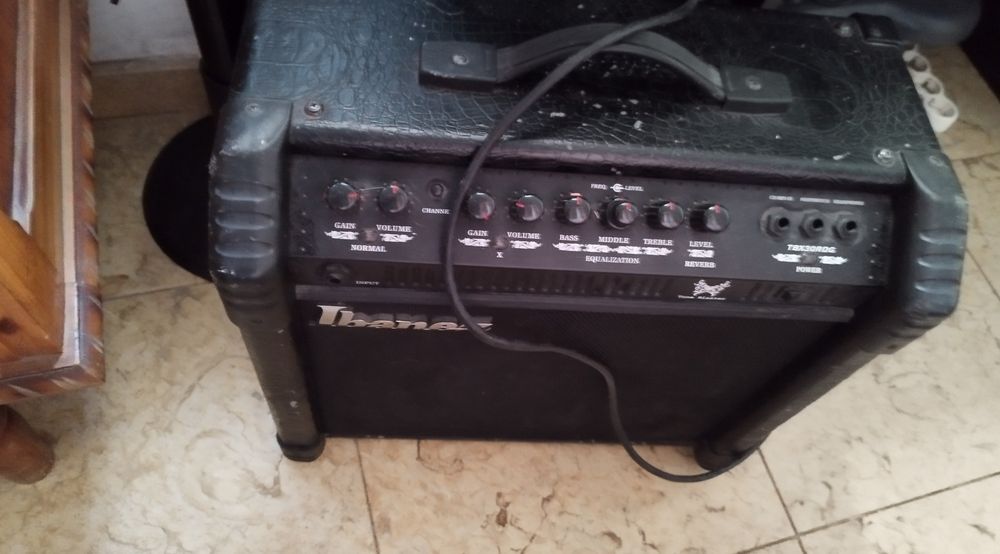 Amplificador de guitarra Ibanez