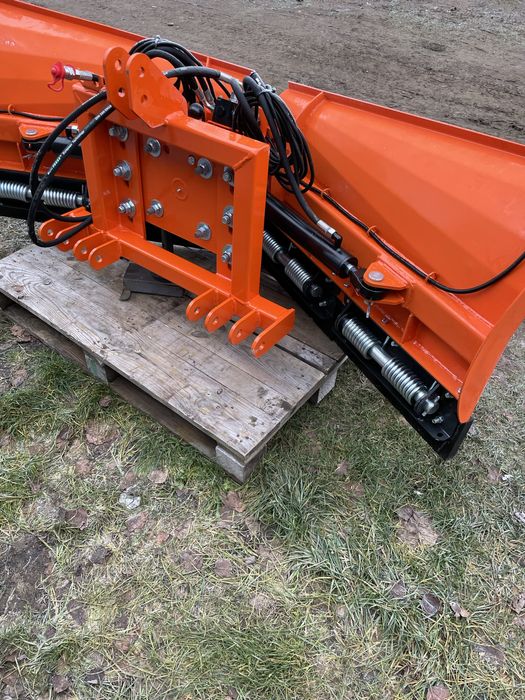 Pług do śniegu”Spych/TUZ/TUR*OBROTOWY**Producent*Strzałkowy*!OKAZJA!