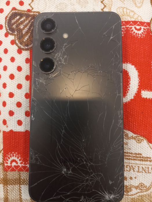 Самсунг с24,не включається після падіння.