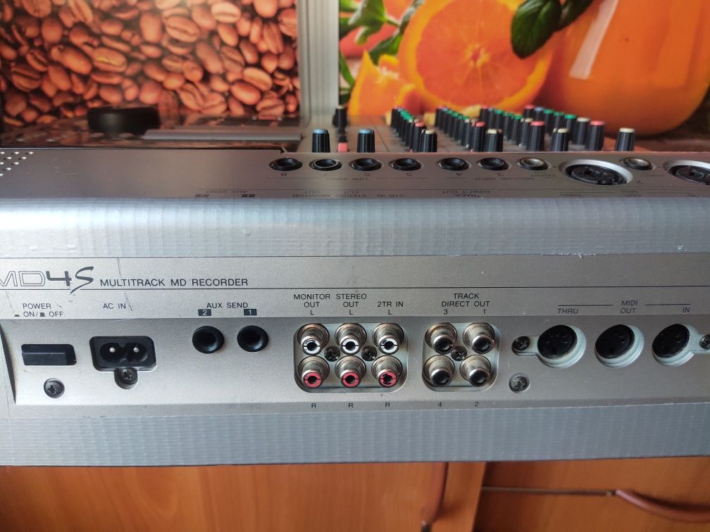 Пподам  YAMAHA MD-4S Професійний аудіозаписувач диктофон 4-х трековий