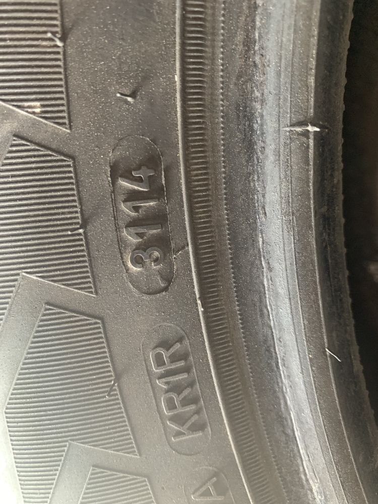 Всесезонная Goodyear 235/55 p17