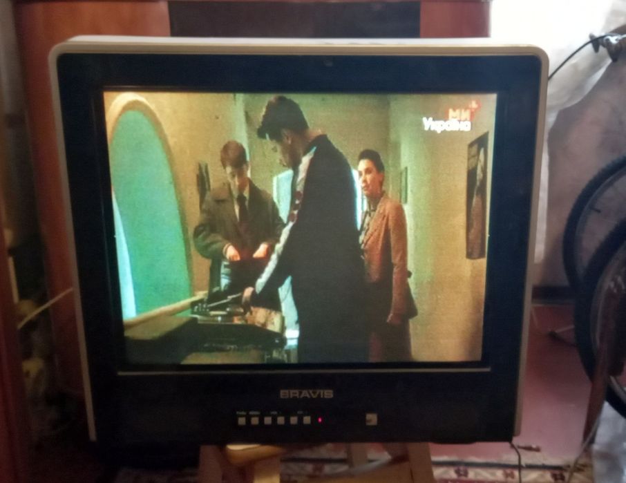 Телевизор bravis диагональ 53 см