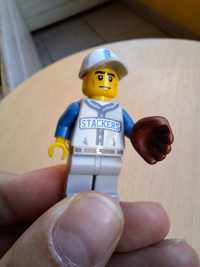 Lego minifigures col10-13 baseball fielder