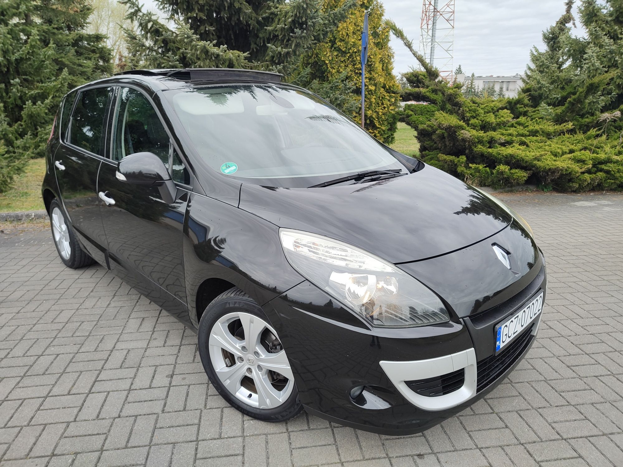 Renault Scenic*Benzyna*Climatronic*Panorama*PDC*Szyber*Alu*Zarejestrow