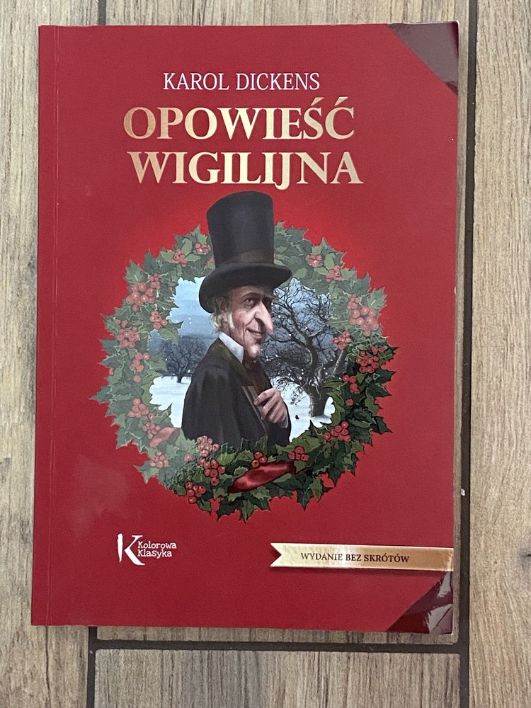 książka pod tytułem ,,Opowieść Wigilijna’’