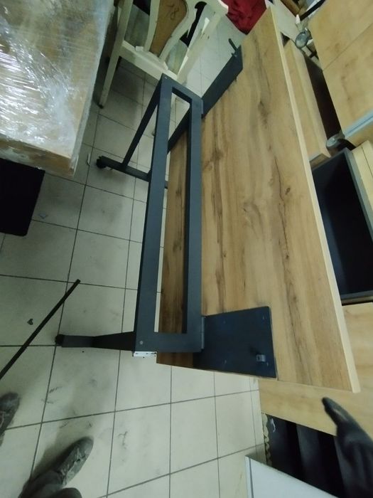 Стіл розкладний новий