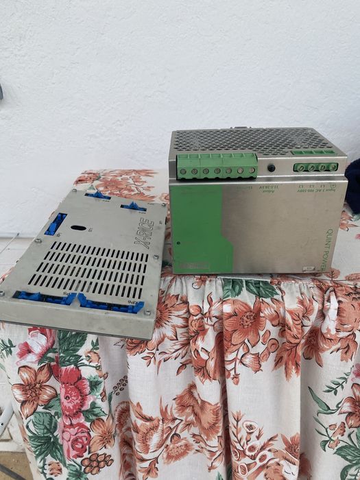 Vendo uma fonte de alimentacao -Quint-ps-3x400-500