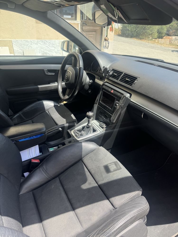 Audi A4 S-Line 2.0 TDI 140cv (2005) - Bem Conservado