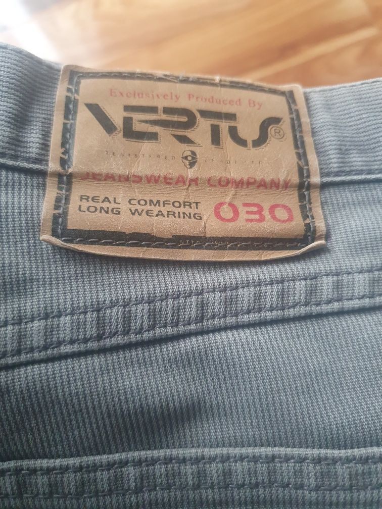 (2) Spodnie meskie rozm.40