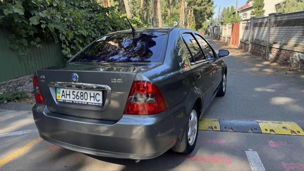 Джилі СК 2010 рік один власник стан нового авто