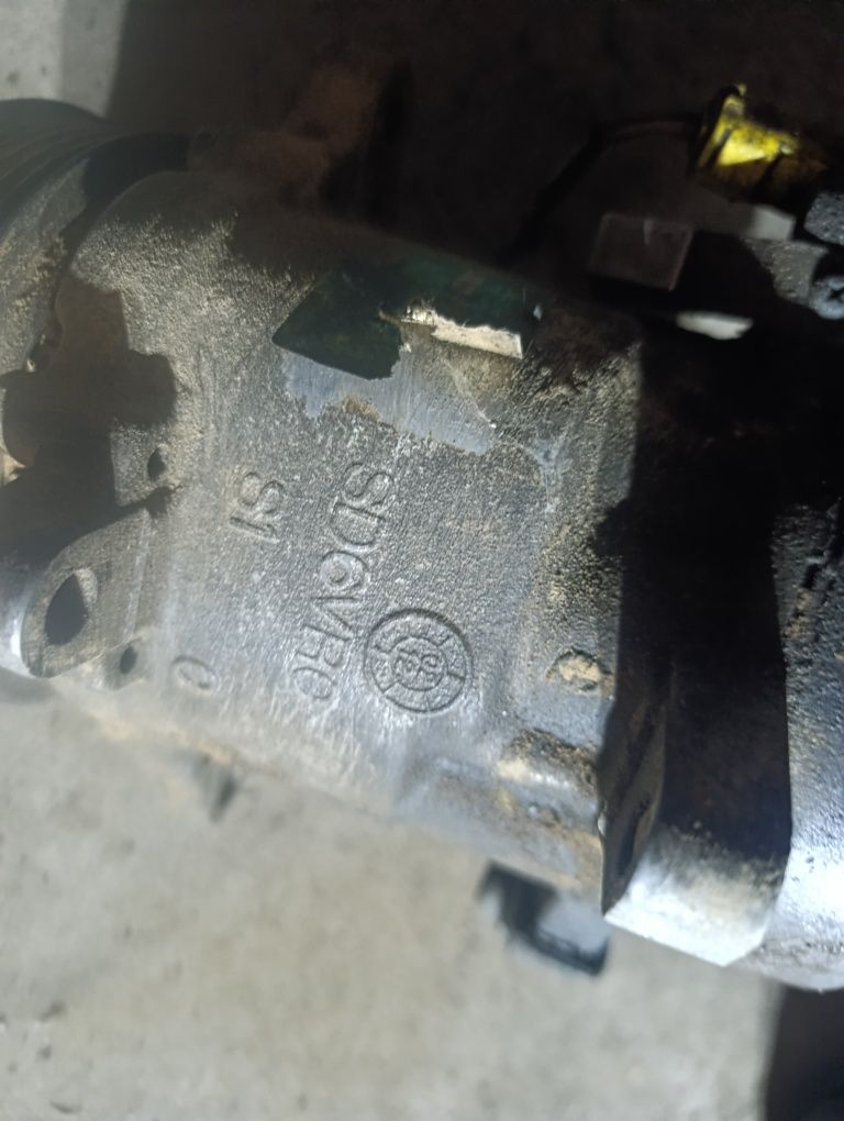 Sprężarka klimatyzacji peugeot 2*0 HDi 207 307 citroen Berlingo r134a