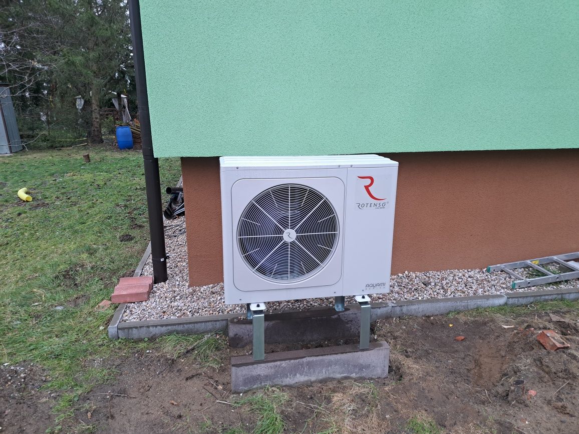 Pompa ciepła Rotenso  Aquami Split 8 kw Z Montażem  Zbiornik Cwu Bu