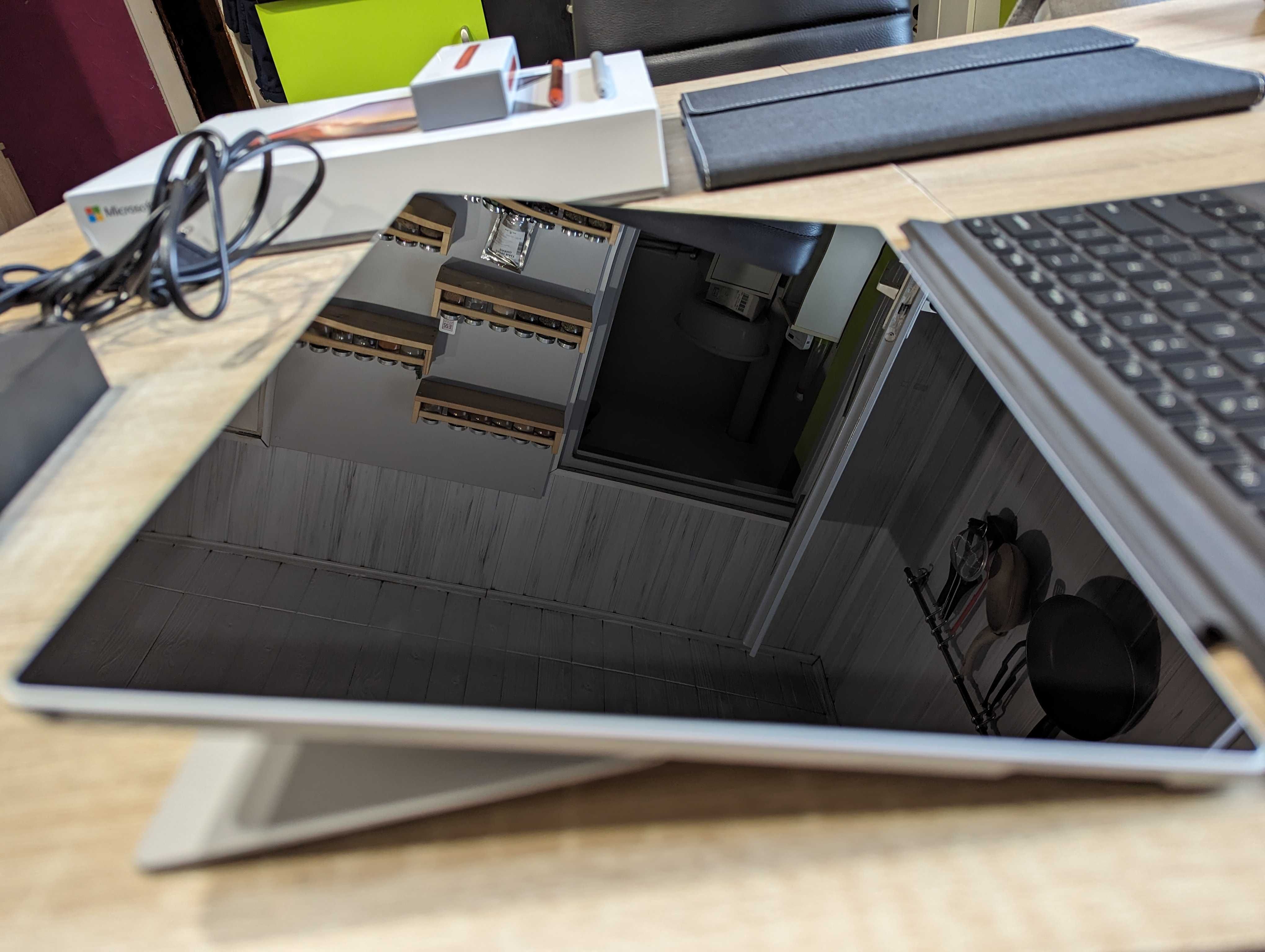 Surface Pro 7 i5 128gb, klawiatura, Nowy Pen,  Etui