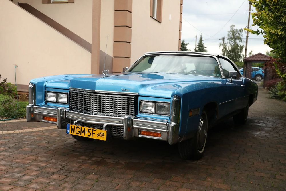 Cadillac Eldorado Cadillac Eldorado Convertible • 1976 • V8 8.2 • Automat