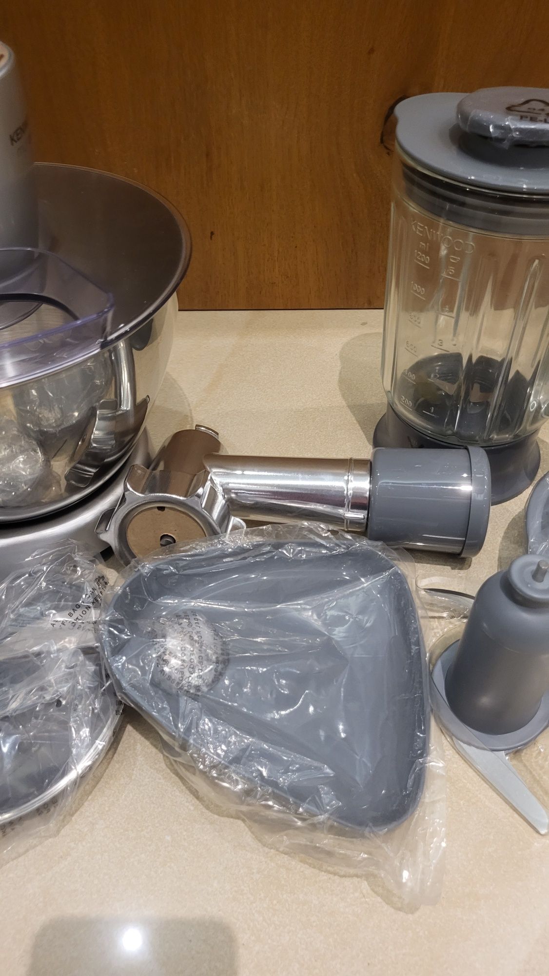 Robot planetarny Kenwood Multione KHH30