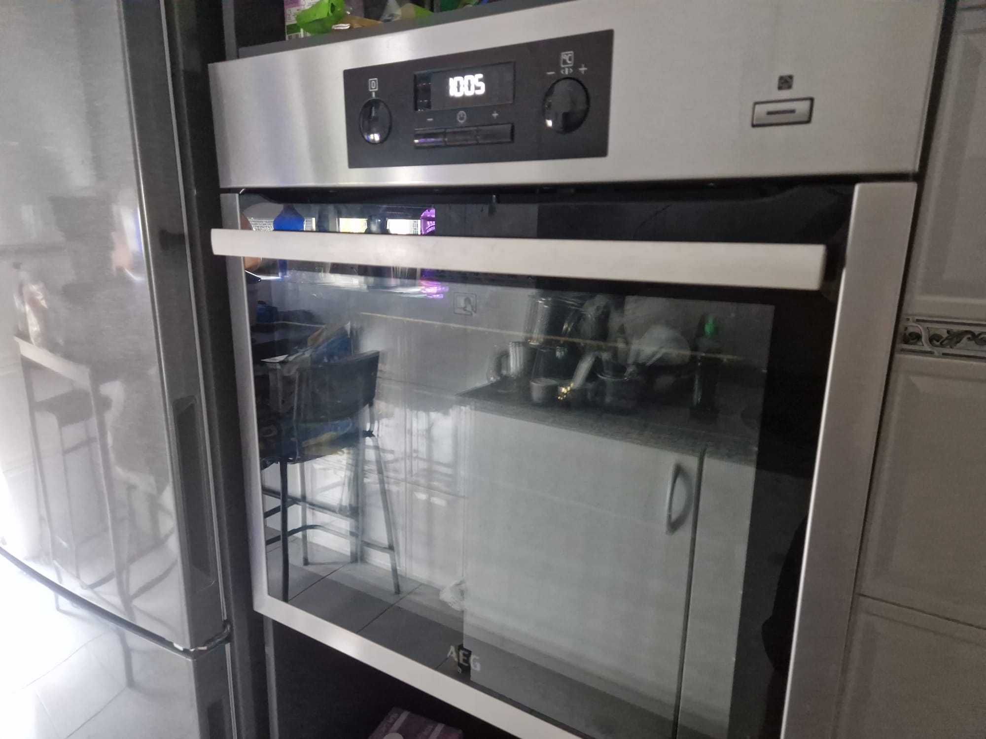 Forno AEG Pirolítico – Em perfeito estado!
