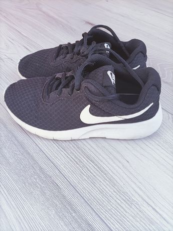 Adidasy Nike rozm 35.5