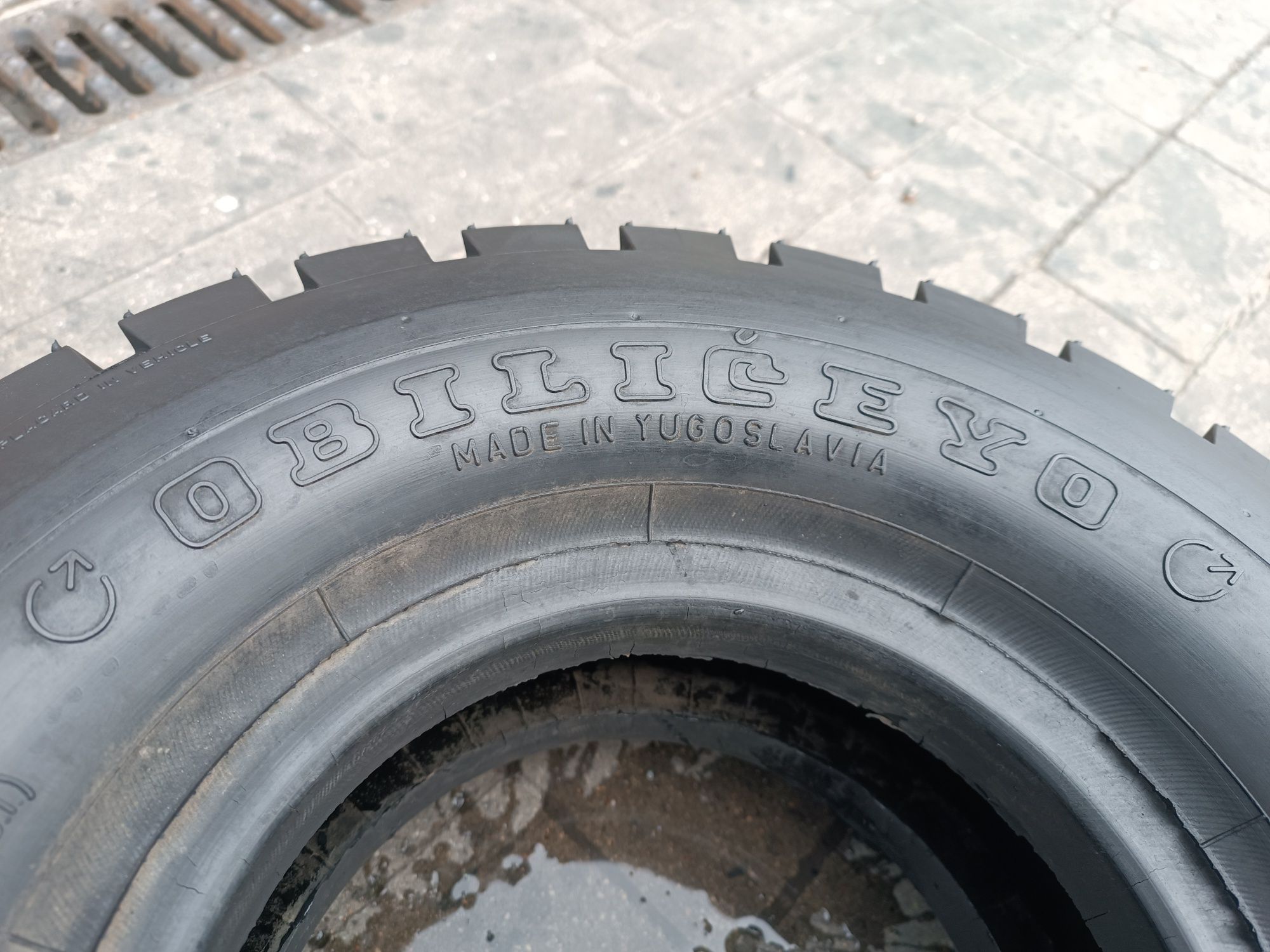 18x7-8 Obliceyo opona przemysłowa