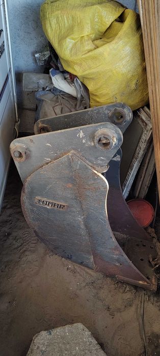 Łyżka do koparki 30cm Tomar