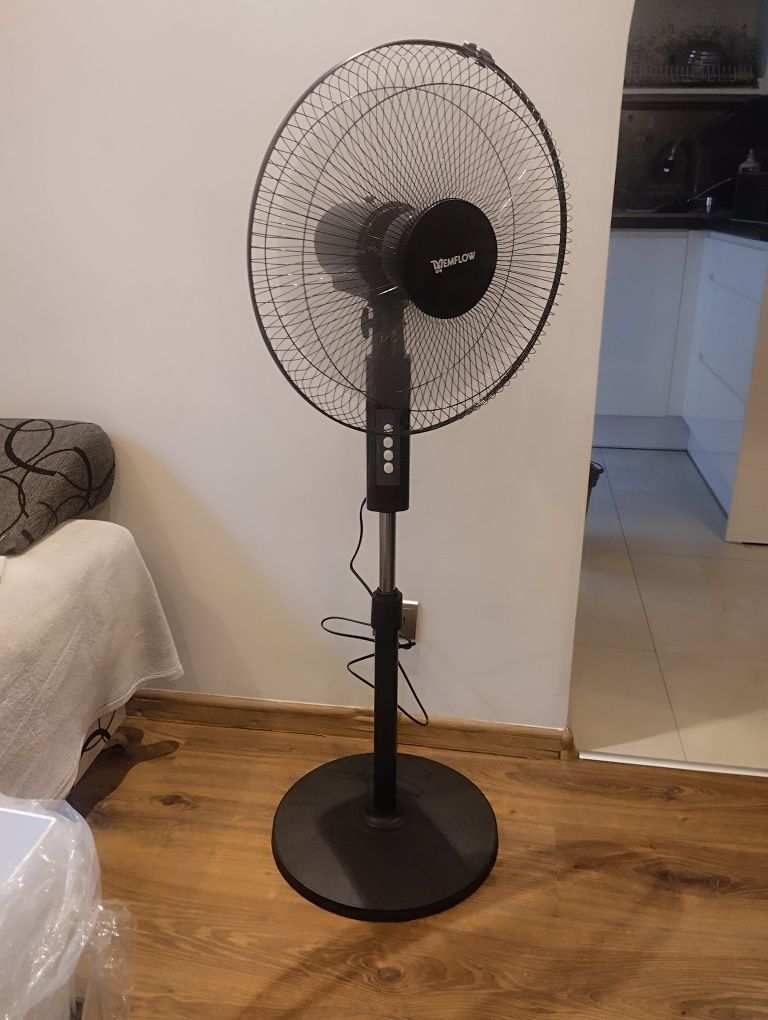 Wiatrak stojący 127cm 50w