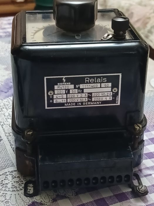 Реле часу Siemens Rs 120