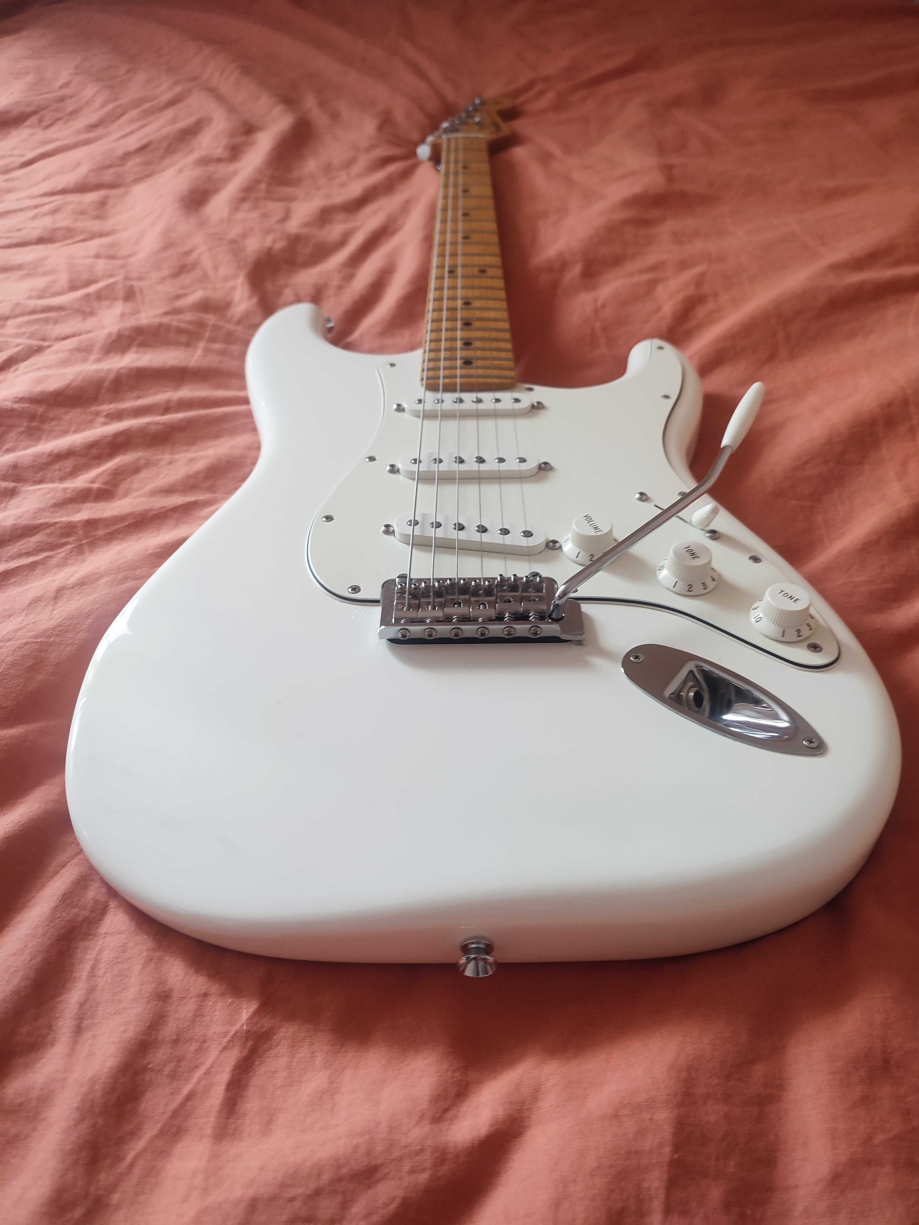 Fender Player Stratocaster MN PWT + gratisy