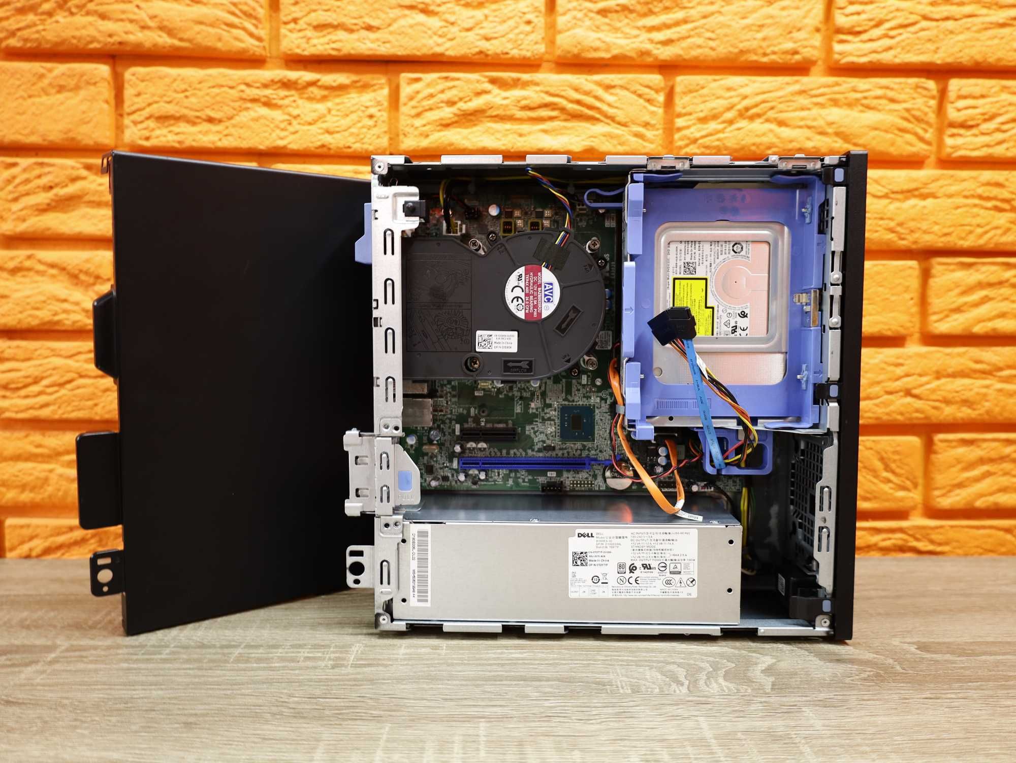 ПК Dell 7050 SFF/ i5-7500 (4ядра) 8, 240 SSD /HDMI, UHD Graphics 630