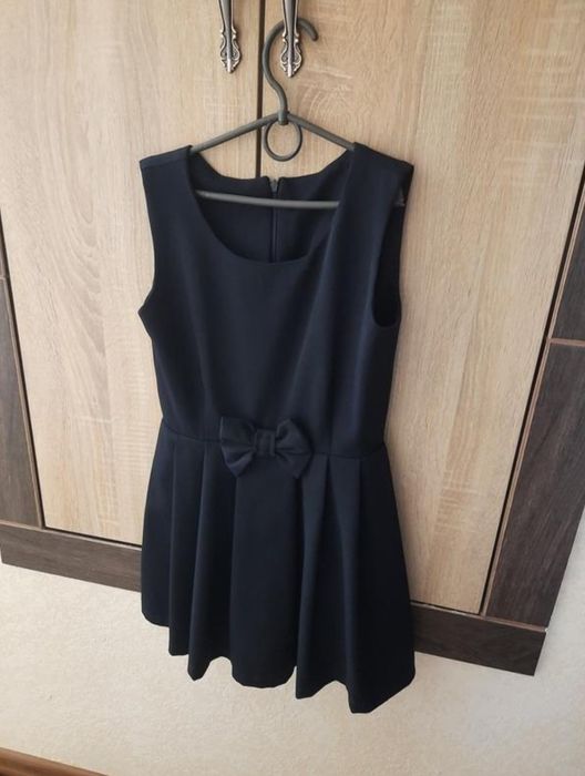 Шкільний дитячий сарафан