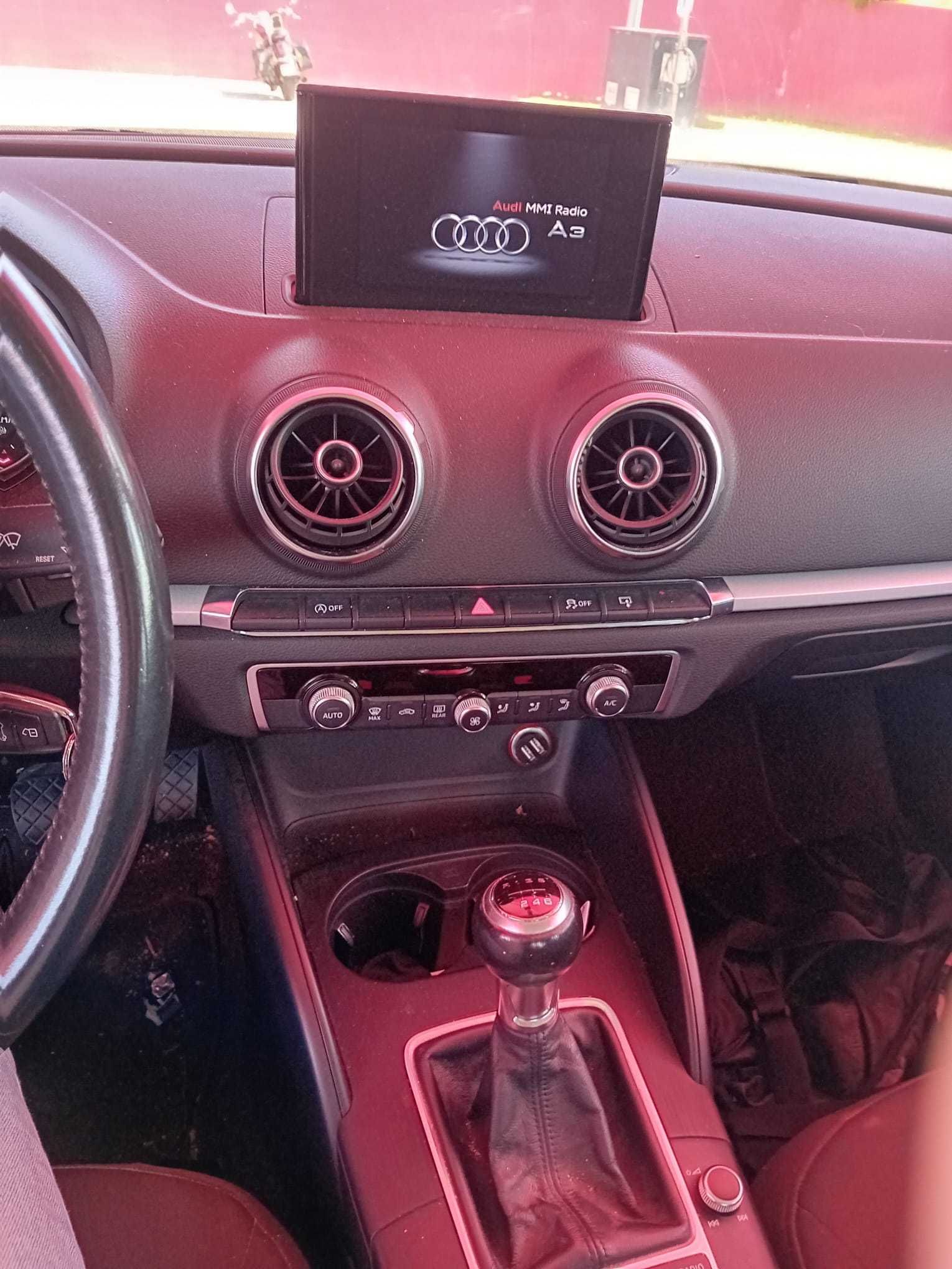 Audi A3 1.6 tdi attraction