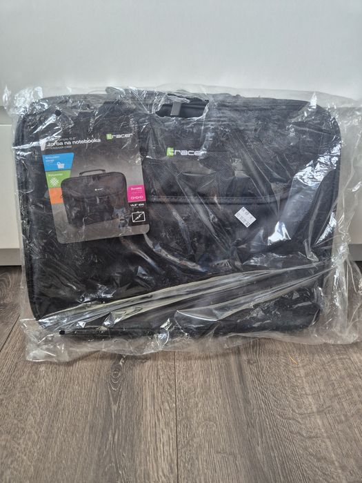 Czarna torba na notebooka Tracer, 15,6''