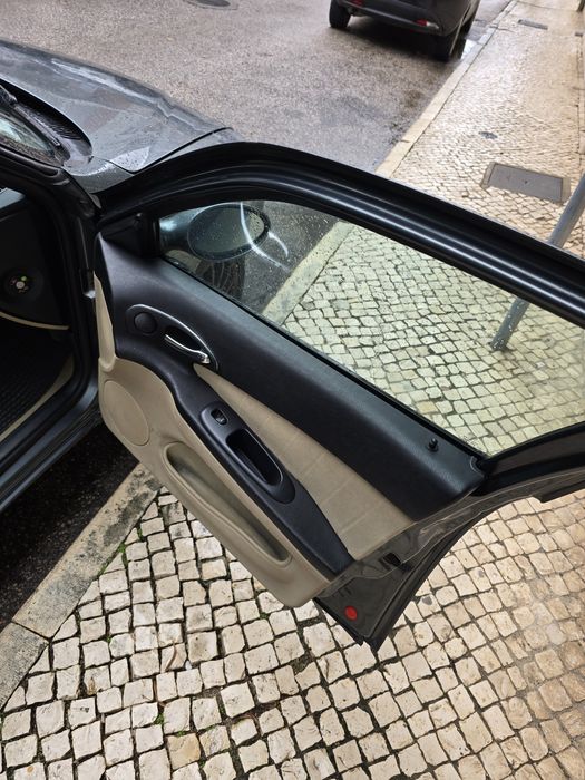 Alfa Romeo 156 1.9 JTD do ano 2000