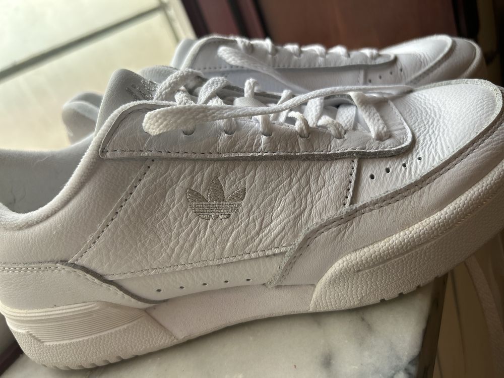 Sapatilhas adidas tamanho 38.5