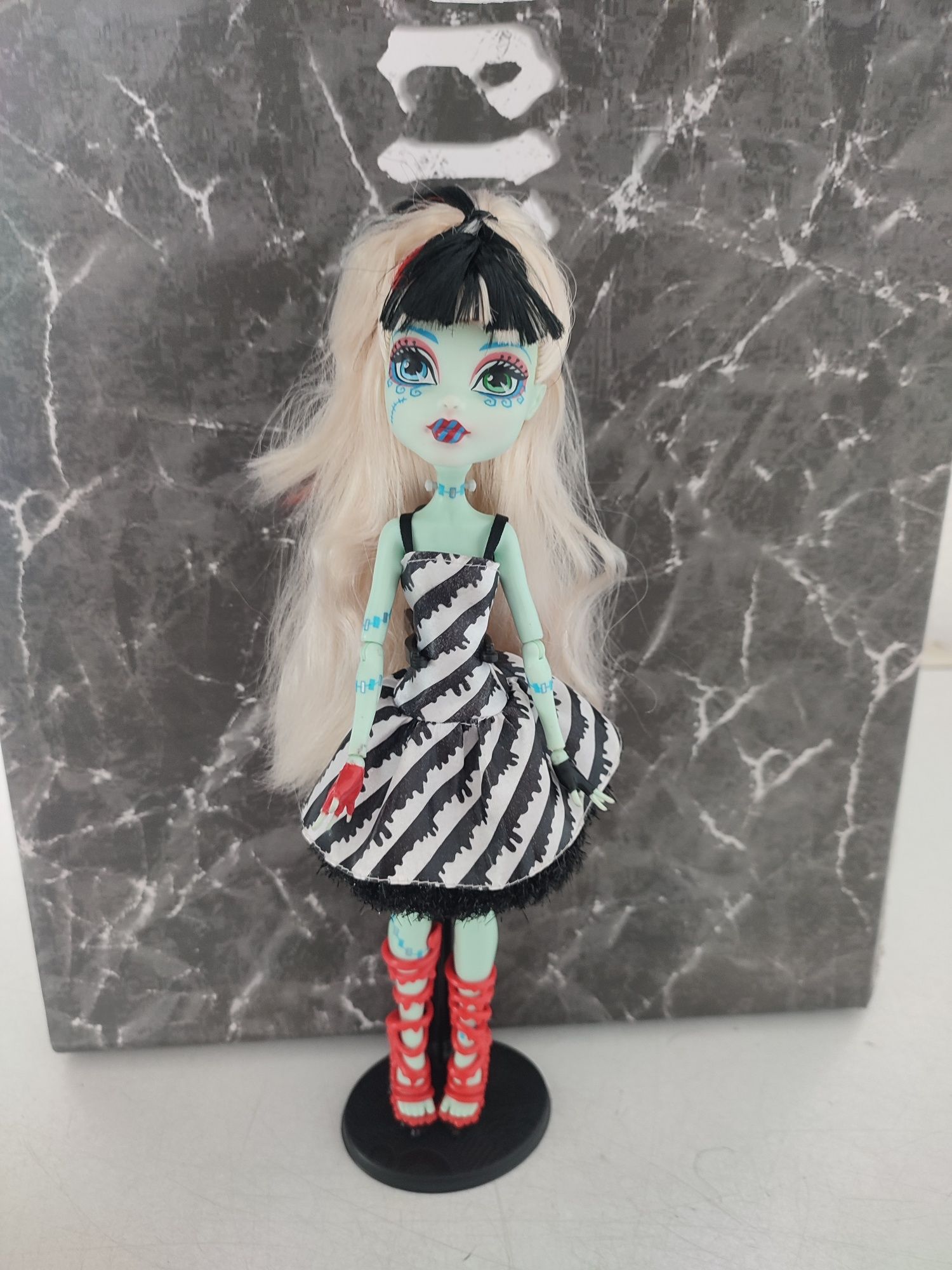 Monster high Frankie Stein Sweet screams