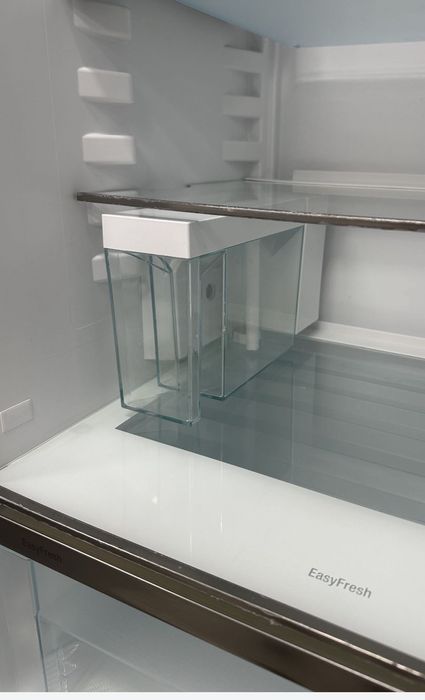 liebherr miele  icne5133-20 lodówka do zabudowy nofrost  icemaker,