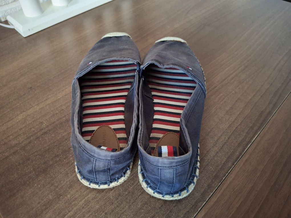 Tommy Hilfiger granatowe espadryle 40