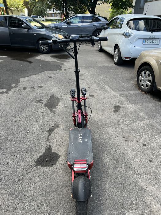 Електросамокат GIGANT Outlander M11