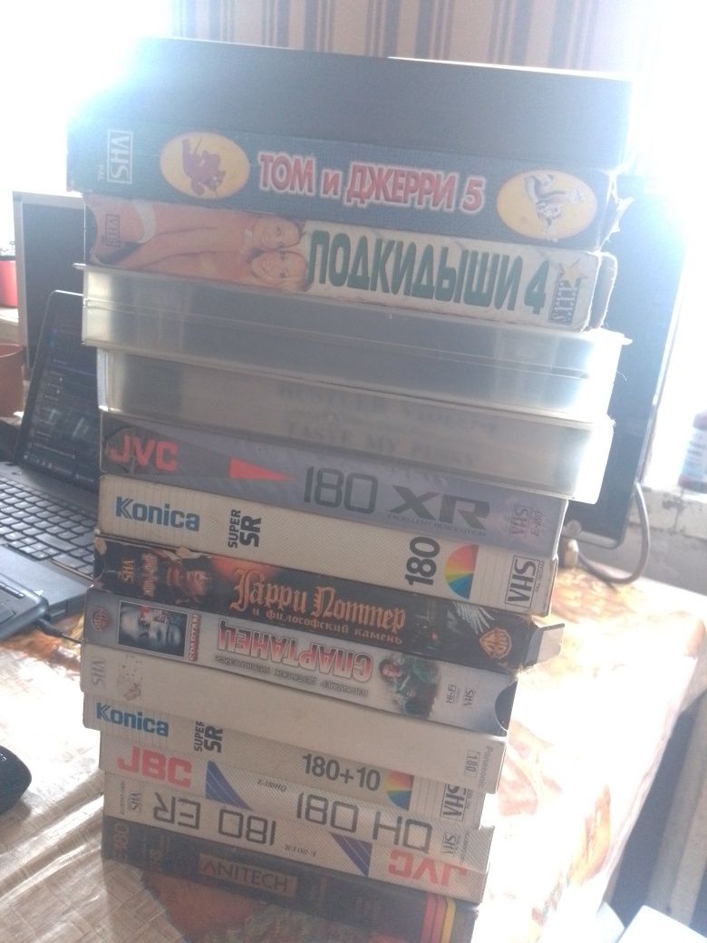 Продам видеокассеты VHS кассеты