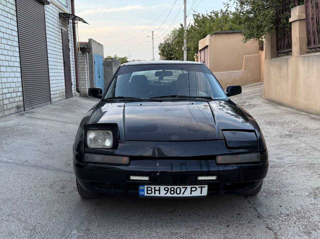 Mazda 323f слепая
