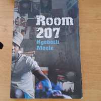 Room 207, w języku angielskim.