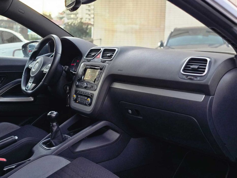 VOLKSWAGEN SCIROCCO R-LINE 2.0TDI 140CV