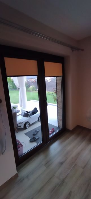 Rolety wewnętrzne 19 sztuk